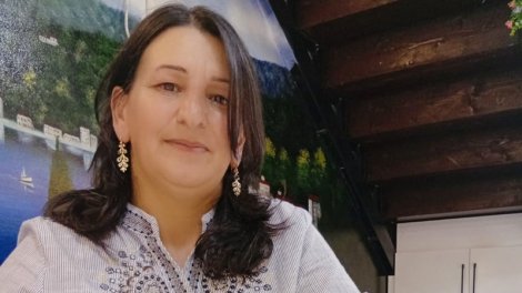 43 yaşında 9-cu sinif məzunu oldu - Şəhla Mirzəyevanın uğur hekayəsi