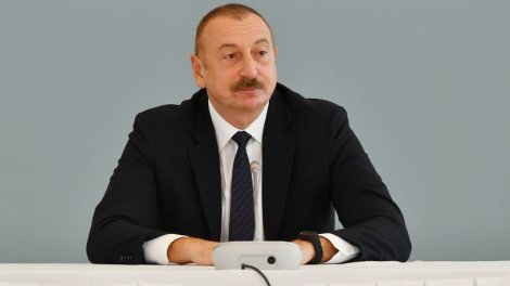 Prezident forum iştirakçılarına müraciət etdi