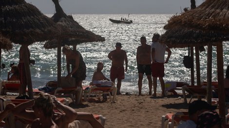 Bəzi Aİ ölkələri rusiyalı turistlərin ölkəyə girişinə tam qadağa qoyulmasını istəyir