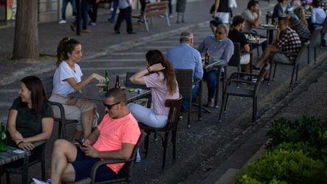 İspaniyada cinayətkar qrup tutuldu: Restoranlardan 1100 stul oğurlayıblar