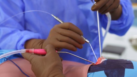 Tanınmış cərrahdan şikayət - VİDEO