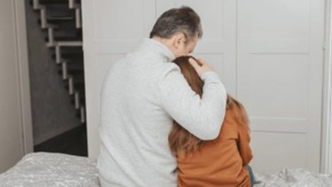 “İnternet qurbanı olan 15 yaşlı qızım onun tələsinə düşdü…”