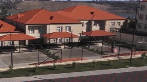 Binəqədidə yeni təmir olunan bağça niyə istifadəyə verilmir? - VİDEO