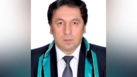 Azərbaycanda vəkil vəfat etdi