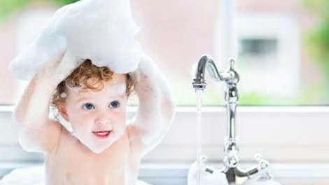 Uşaqlar hansı növ şampundan istifadə etməlidir ?