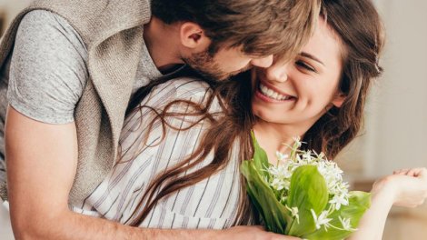 Psixoloq partnyorun sizə hörmət etdiyinin üç əlamətini açıqladı