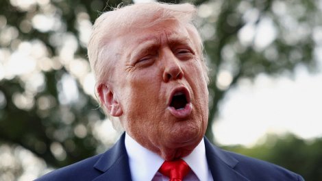 Kilsə lideri: Tramp Tanrı deyil, o, sadəcə pul istəyir