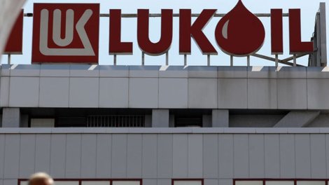 "Lukoil"in aktivləri üçün növbə yaranıb: "Reuters" iddiaçıların adını açıqladı