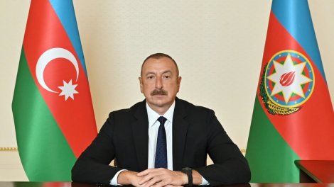 İlham Əliyev Omanın Sultanı və Latviya Prezidentini təbrik etdi
