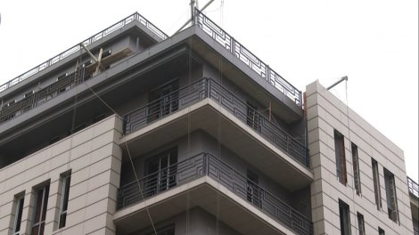 Doqquz ildir evlərinin yerində bina tikiləcəyi deyilir… - VİDEO