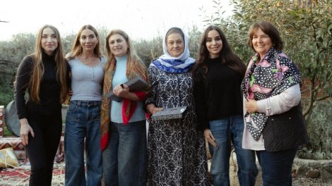 Leyla Əliyeva, Arzu Əliyeva və Alena Əliyeva Lənkəranda fermer təsərrüfatı ilə tanış oldu - FOTO