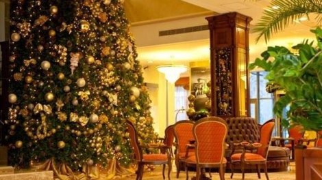 Azərbaycanda bayram günü otellərin dodaquçuqladan qiymətləri