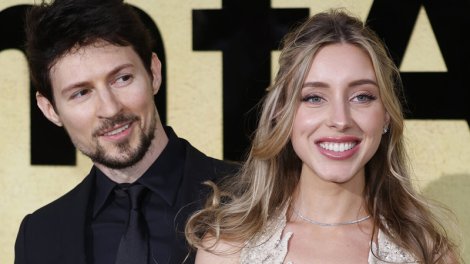 Sevgilisi Pavel Durovu dünyanın ən yaxşı kişisi adlandırdı