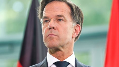 Rutte: Kiyevin NATO üzvlüyü məsələsi danışıqlarda ayrıca nəzərdən keçiriləcək