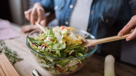 Gündəlik protein ehtiyacınızı necə ödəmək olar? - Toyuq sinəsinə 6 alternativ