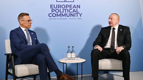 İlham Əliyev Aleksandr Stubba məktub göndərdi
