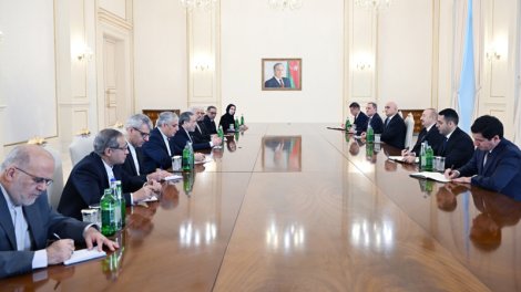 Prezident İranın xarici işlər nazirinin rəhbərlik etdiyi nümayəndə heyətini qəbul etdi - FOTO