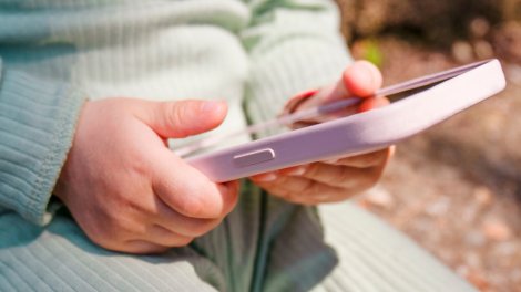 Alimlər uşaqlarda diqqətin azalmasının səbəbini müəyyənləşdirdi