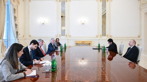 Prezident qəbullar keçirdi - YENİLƏNİB