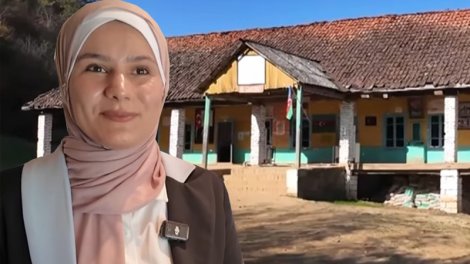 Kəndinə ilk ali təhsilli qadın kimi qayıtdı... - VİDEO