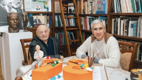 Anar Ələkbərov Xalq rəssamı Ömər Eldarovu evində ziyarət etdi - FOTO