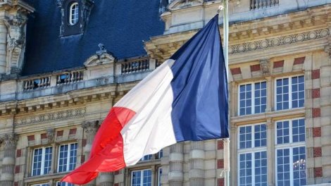 "Politico": Fransa Avropanın siyasi və hərbi mərkəzinə çevrilə bilər