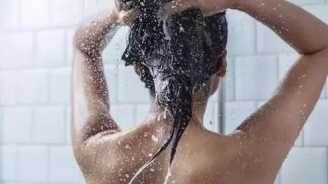 Sirkəli su ilə yuyunmaq düzgündür?