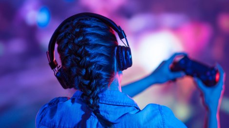 ESA tədqiqatı: Dünyada oyunçuların təxminən yarısı qadınlardır