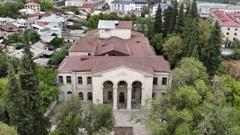 Xankəndi Dövlət Dram Teatrının binasında yenidənqurma işlərinə 8 milyon sərf olunacaq