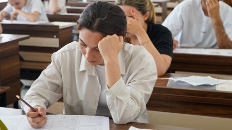 DİM sədri repetitorsuz qəbulun yolunu göstərdi: Bəs məktəb?