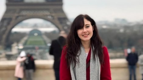 "Əcnəbi üçün minalı sahə": Turist Fransada onu ən çox təəccübləndirən 3 şeyi açıqladı