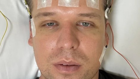 Naməlum xəstəlik: Bir iki ildir yata bilmir