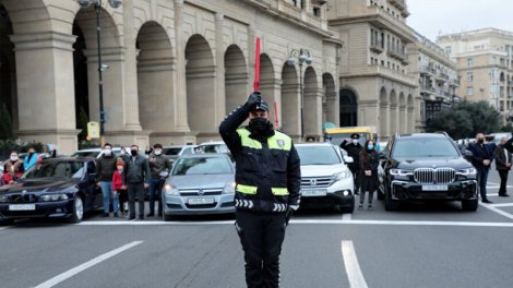 20 Yanvar şəhidlərinin xatirəsi bir dəqiqəlik sükutla yad olundu