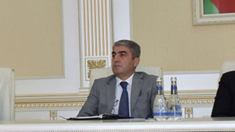 İcra başçısı müavinlərini, köməkçisini və daha bir neçə məmuru işdən çıxardı