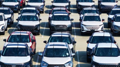 
Bakıda Çin maşınları niyə bahalaşdı?