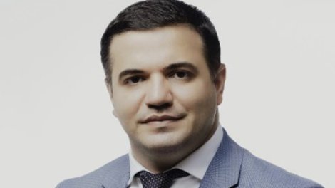 Kollegiyadan qovulan vəkil həbs edildi