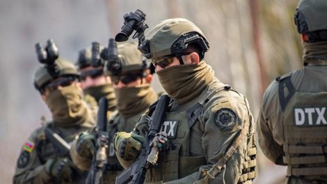 Səfirliyə terror hücumu planlaşdıran şəxslər həbs olundu - DTX əməliyyat keçirdi