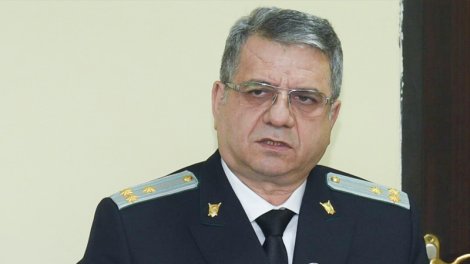 Kamran Əliyev prokuroru işdən çıxardı