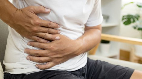 Həkim: Arıq insanın böyük qarnı qaraciyər problemlərinə işarə edə bilər