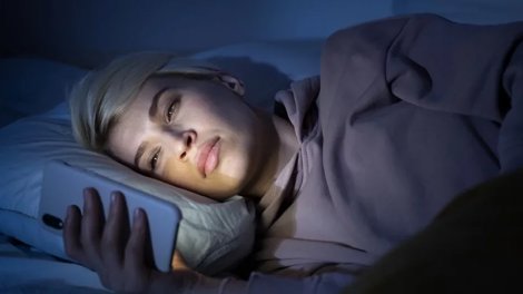 Yuxuda arıqlamağın sirri: Niyə saat 23:00-dan tez yatmaq vacibdir?