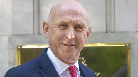 Britaniyada baş nazir vəzifəsinə kompromis namizəd açıqlandı