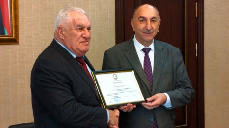 İcra başçısı yeni təyin etdiyi köməkçisini işdən çıxardı