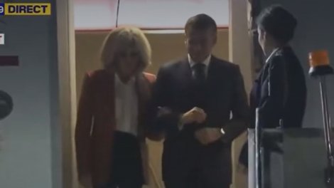 Fransız siyasətçi Makronun Hindistandakı davranışını ələ saldı - VİDEO