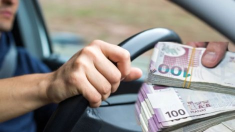 "Range Rover"dən 11 min manat oğurlayan "ayıq sürücü" saxlanıldı