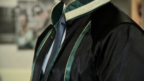 
Bir vəkilin fəaliyyəti dayandırıldı