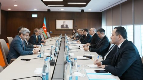 Asiya İnkişaf Bankı ilə əməkdaşlıq məsələləri müzakirə edilib