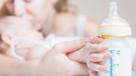 Qiyməti "od tutub yanan" uşaq qidaları: Yerli istehsal çıxış yolu ola bilərmi?