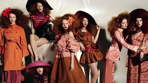 Nə üçün insanlara geyimlərinə görə münasibət bəsləyirik?