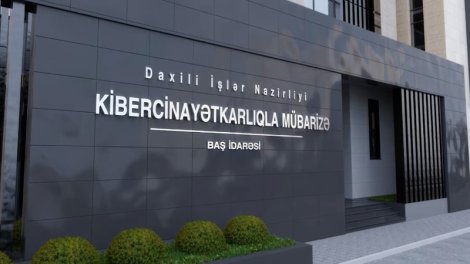 Kiberpolis tələbələrin fotolarını yaydığı üçün saxlanan şəxs barəsində cinayət işi başlatdı - VİDEO