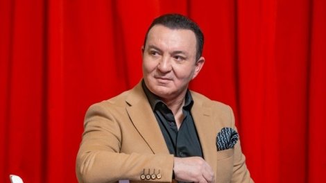 "Efirdə "10 ev aldım" demək ayıbdır"